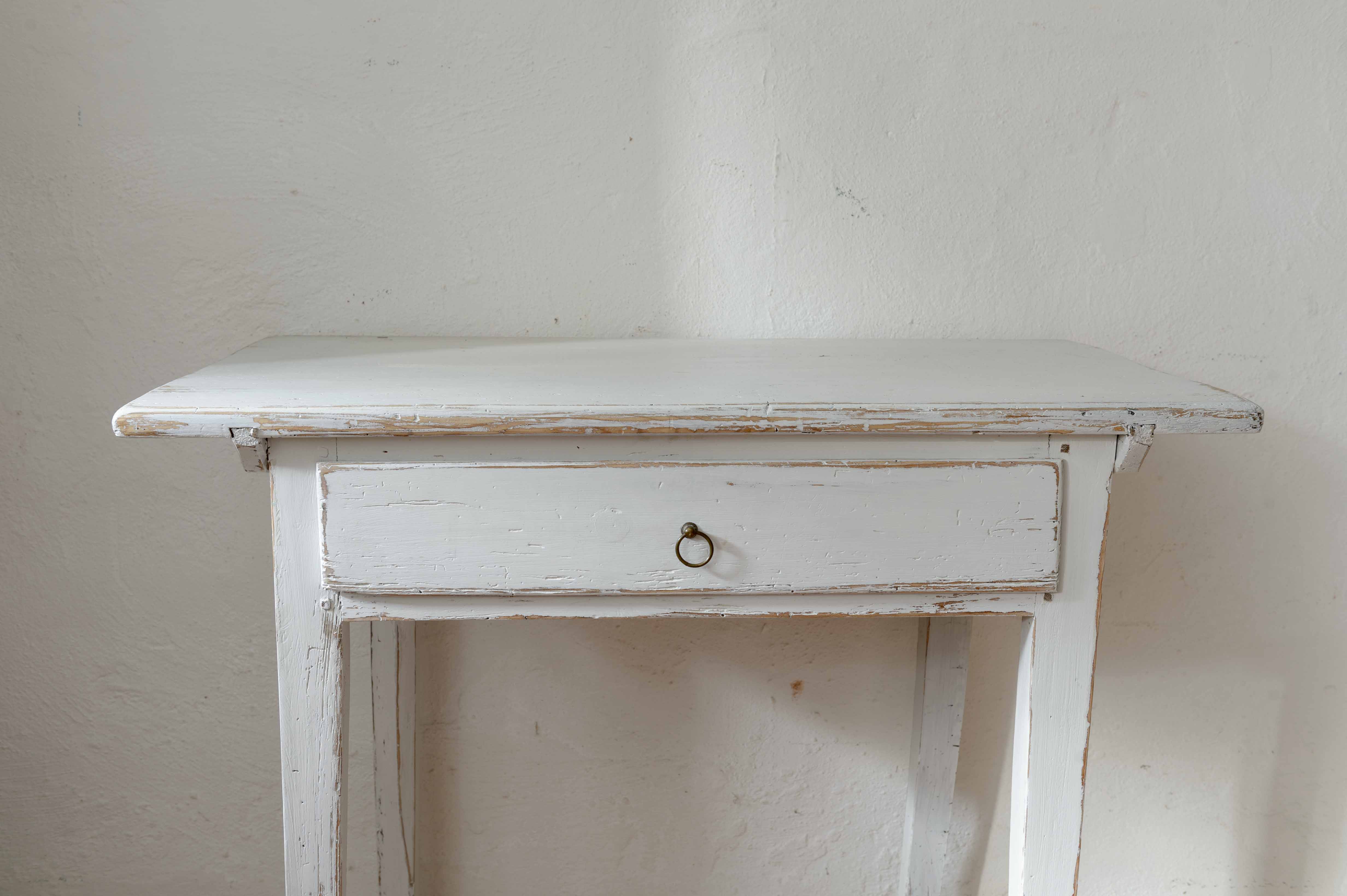 Butik Lanthandeln Fint gammalt avlastningsbord med låda SåLT Butik Lanthandeln Fint gammalt avlastningsbord med låda SåLT