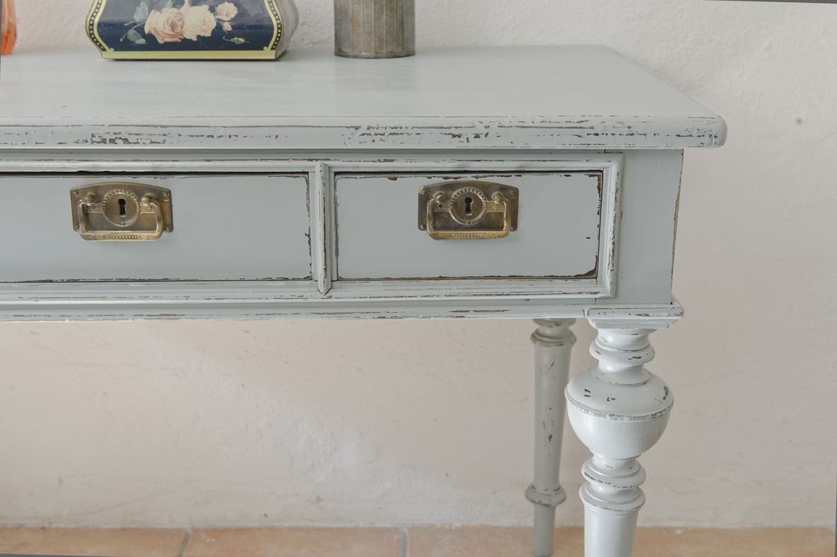 Bildresultat för gammalr skrivbors